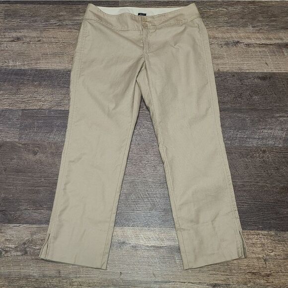 Gap Stretch Cotton Croppes  Khaki Pants - Picture 3 of 10